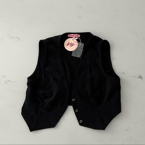Verge girl button- vest top